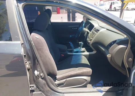 2013 Nissan Altima 2.5 Sv z USA, uszkodzony, nr VIN 1N4AL3APXDN438824